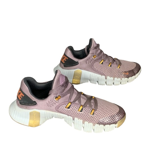 Nike Free Metcon 4 PRM running shoe in Purple Smoke Metallic Copper. Size 11 - Picture 5 of 9